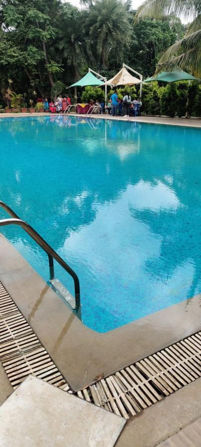 The Garden Asia Resort Bangalore Exteriör bild